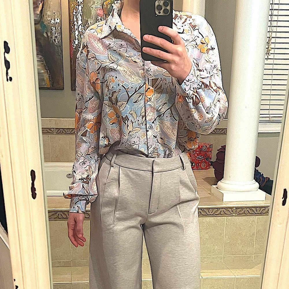 Kittenish L/S Button Down Blouse